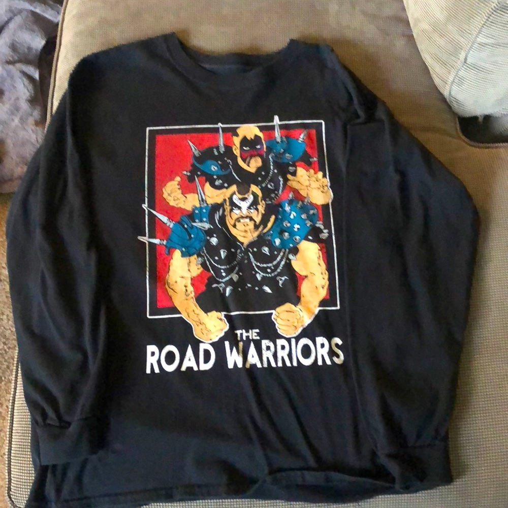 Road Warriors WWE long sleeved L shirt. Legion of Doom.